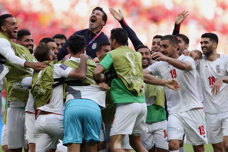 世界杯前夕：伊朗队肩负国家期待