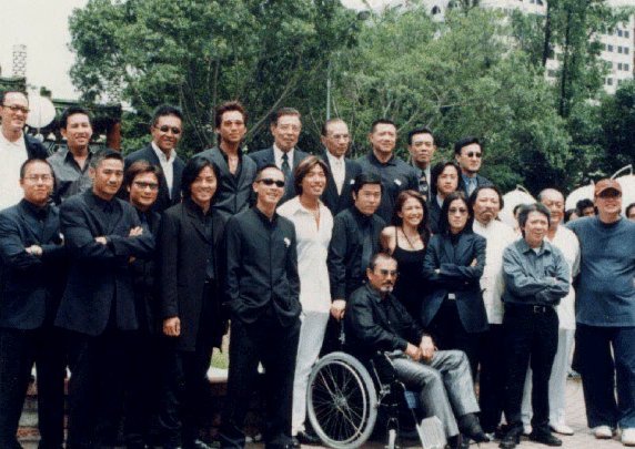 社会学家谈日本球迷清理看台的举动：社会化方式与西方不同