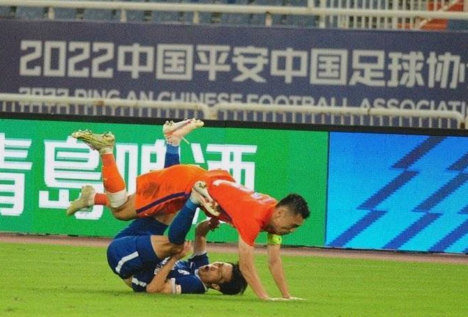 如何看待周海滨坚持后场组织进攻，球迷看得心惊肉跳？
