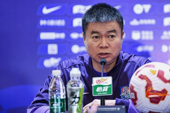 官方：天津津门虎同主教练于根伟以及基莱斯等9名球员续约