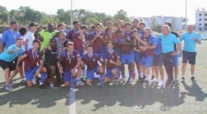 国少右后卫余佳楠：点球大战与成长之路