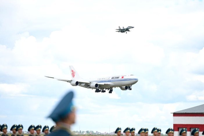 阿斯：桑坦德坚持要价1600万欧萨利纳斯最终留队，将获涨薪